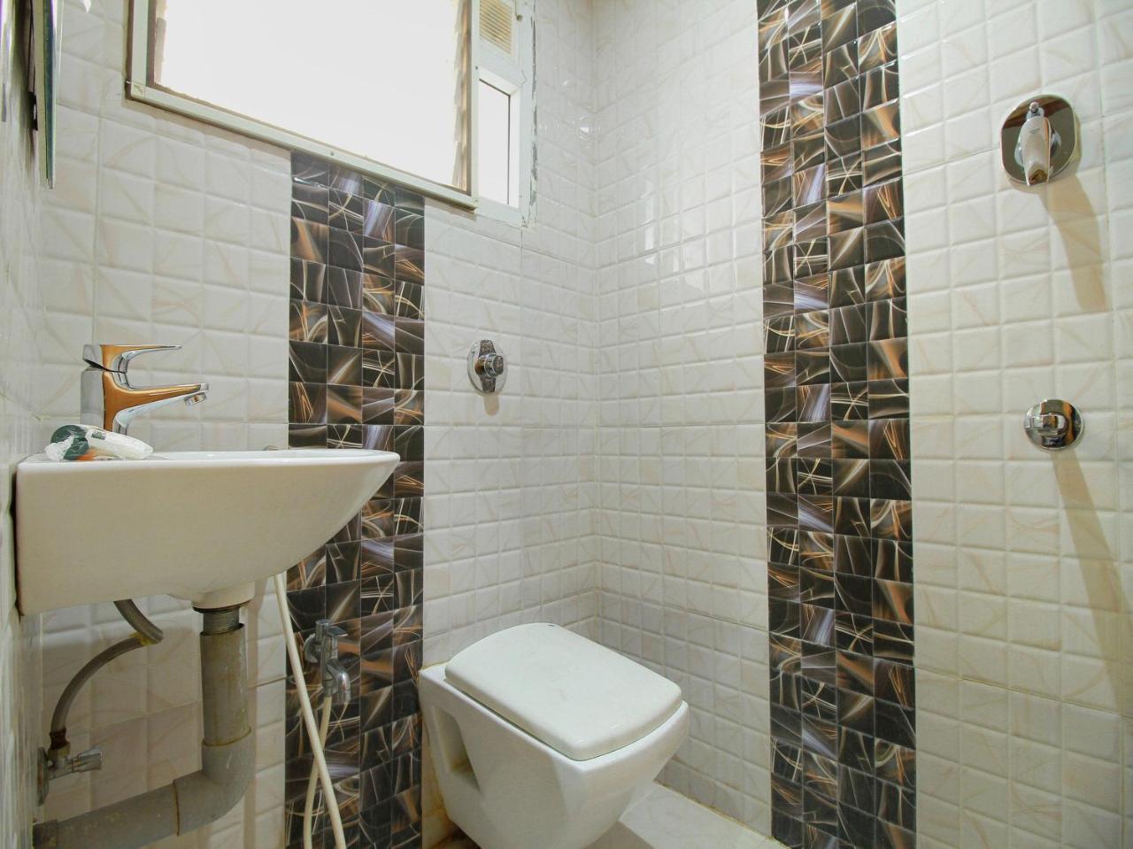 Oyo 15948 Hotel Srees Tiruchirappalli Luaran gambar