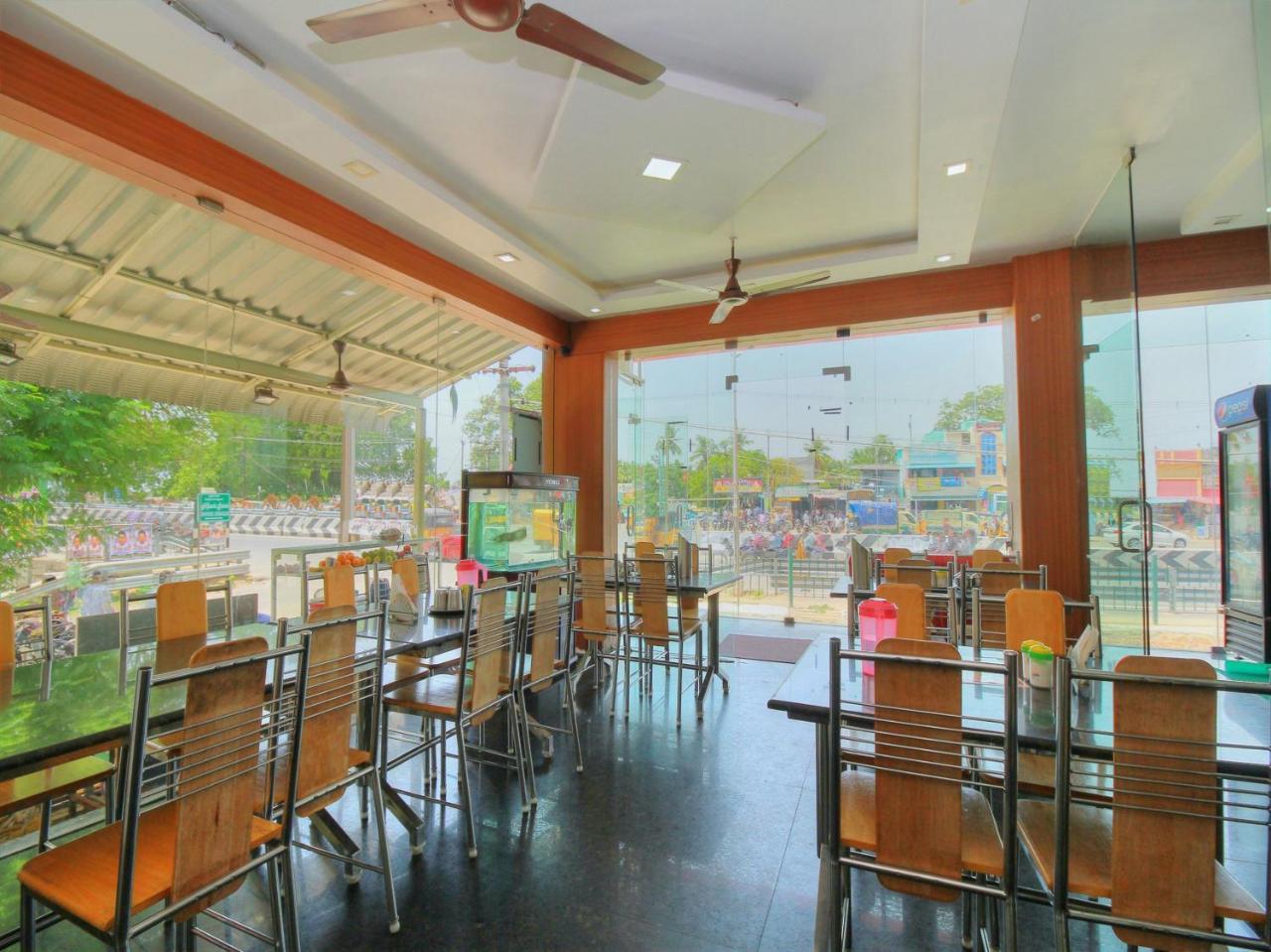 Oyo 15948 Hotel Srees Tiruchirappalli Luaran gambar