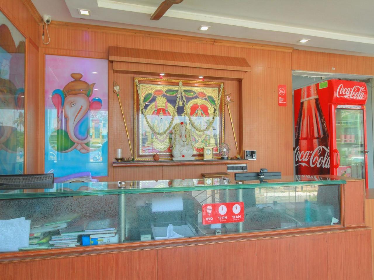 Oyo 15948 Hotel Srees Tiruchirappalli Luaran gambar