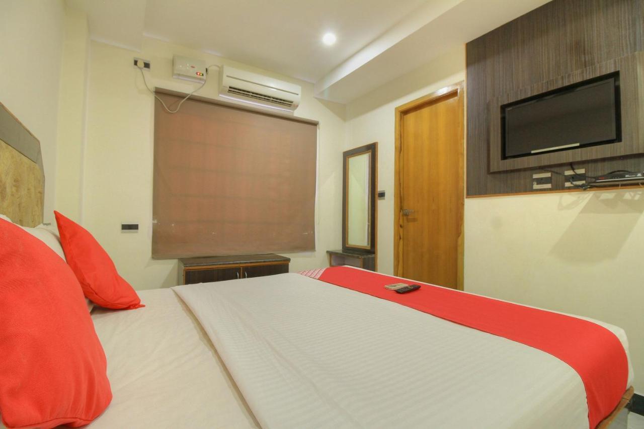 Oyo 15948 Hotel Srees Tiruchirappalli Luaran gambar