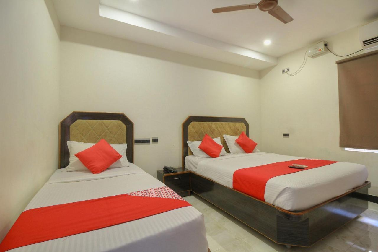 Oyo 15948 Hotel Srees Tiruchirappalli Luaran gambar